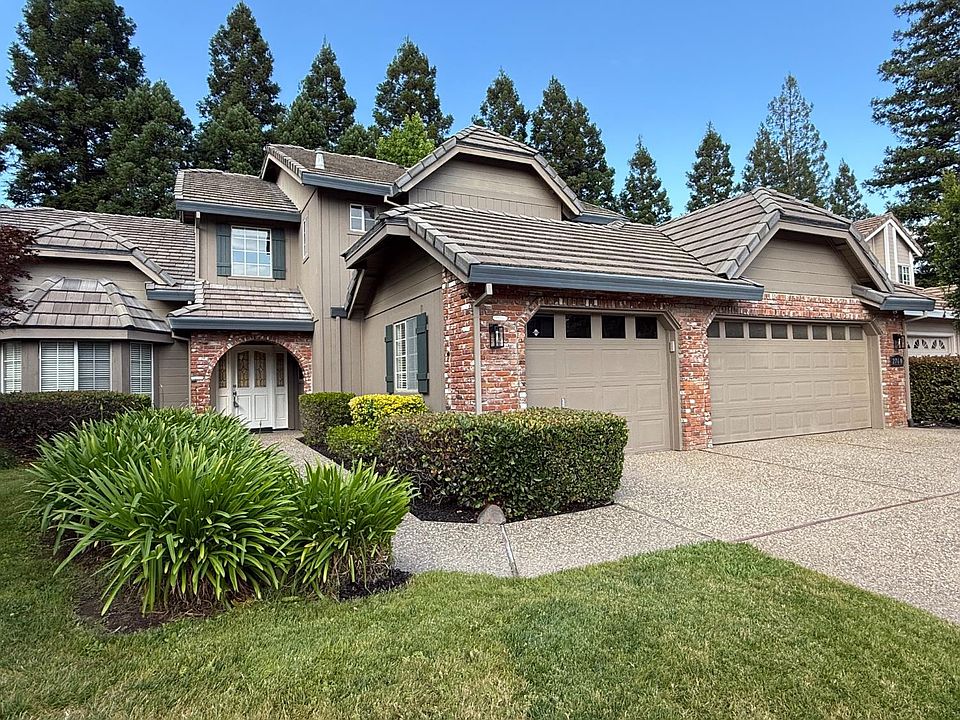 1st image of 2760 Prestwick Dr