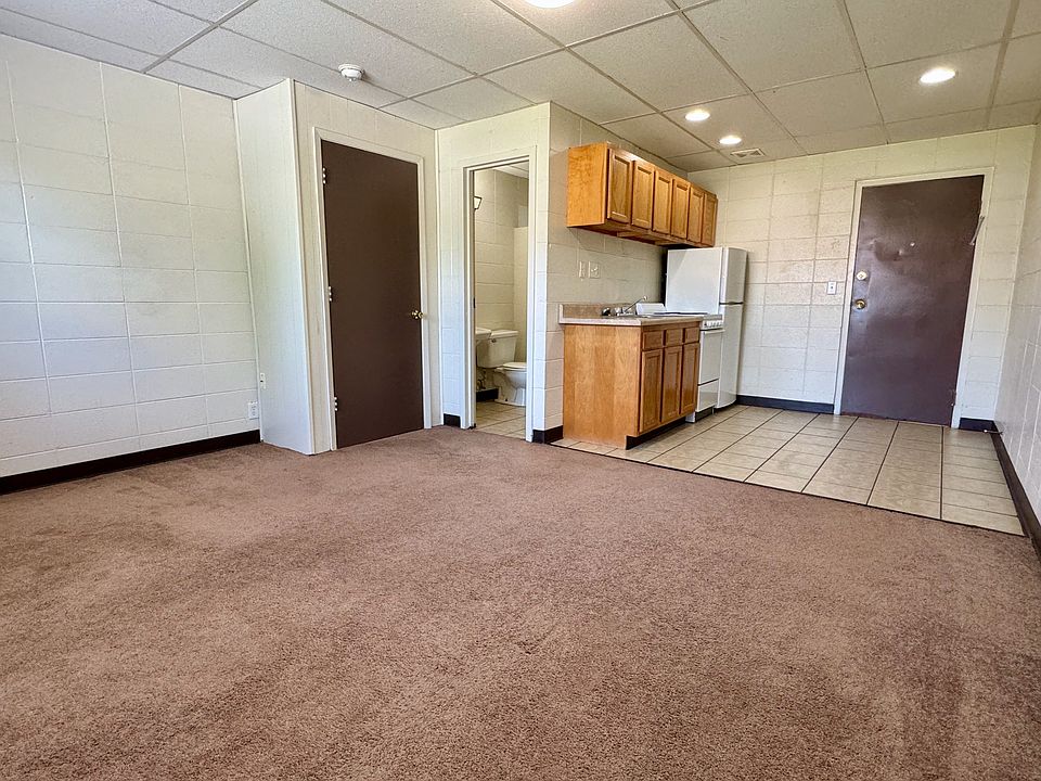 1st image of 535 S Lincoln St #11