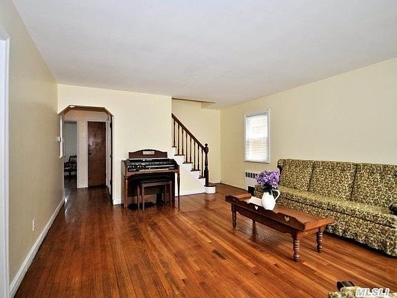2nd image of 51 Cherry St