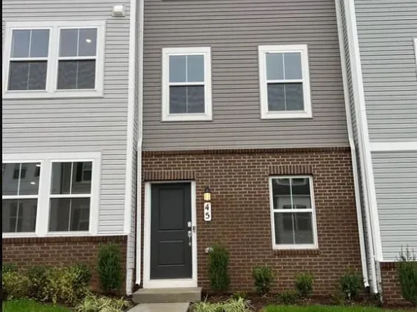 45 Brookfield Mews, Ranson, WV 25438