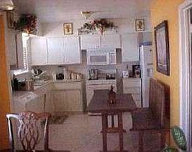 4th image of 10080 Ontario St