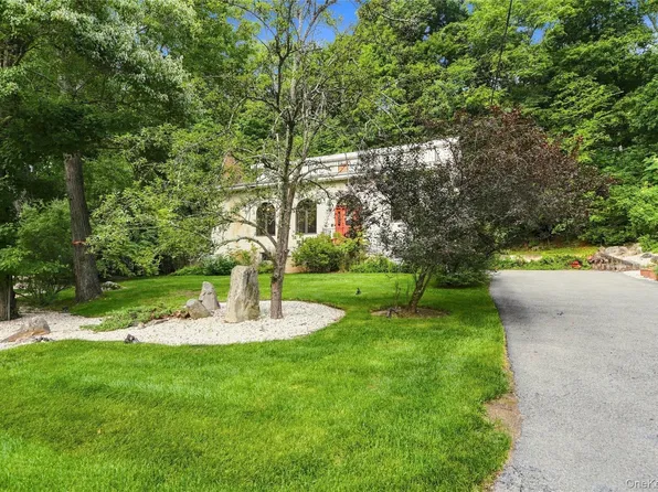 107 Stephenson Terrace, Briarcliff Manor, NY 10510
