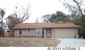 1st image of 2722 Woodland Dr