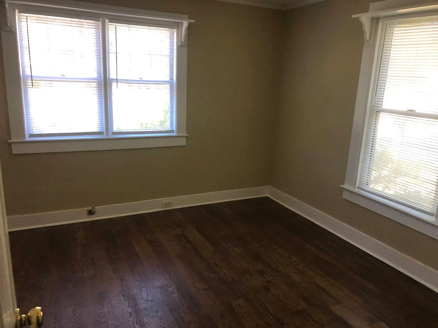 1 bed, 700 sqft, $975 — Photo 4