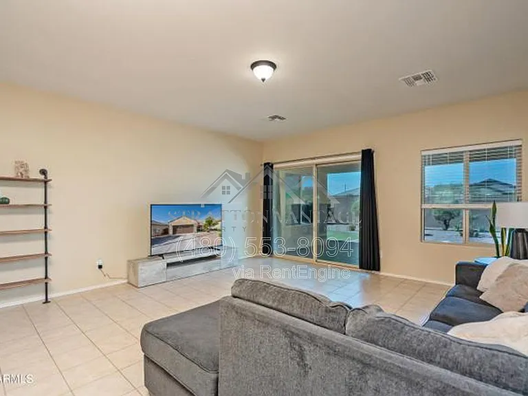 5614 W Montebello Way — Photo 11