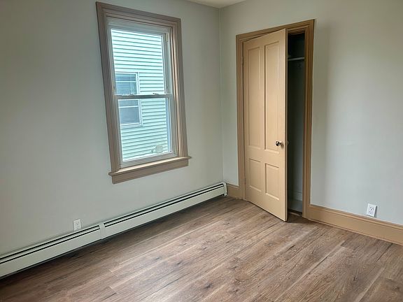 2nd image of 90 Vandewater St APT 1