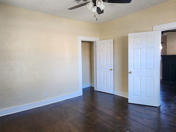 3rd image of 3312 Montana Ave