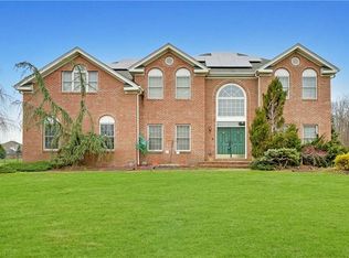 7 Short Hills Blvd, Jackson, NJ 08527