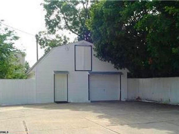4th image of 525 Buck St