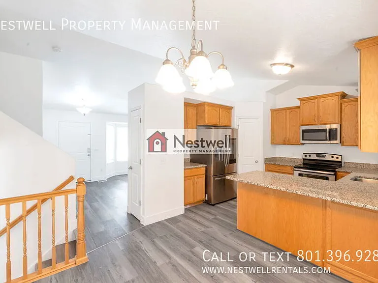 12 W Stauffer Ln — Photo 5
