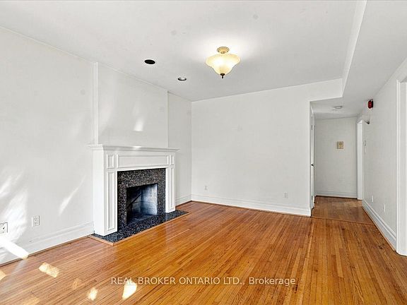 5th image of 12 Foxbar Rd #2