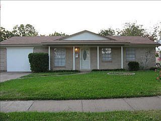 1st image of 2713 Greenhill Dr