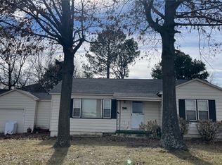 1211 Hembree Ave, Springdale, AR 72764