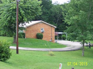 802 Powers Blvd, Waverly, TN 37185