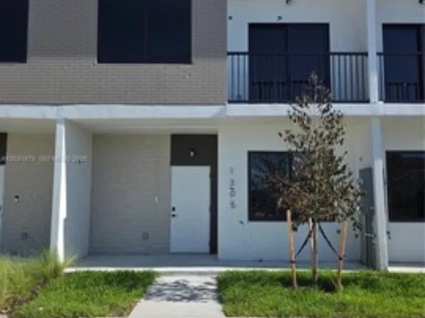1305 NW 4th Ter, Florida City, FL 33034