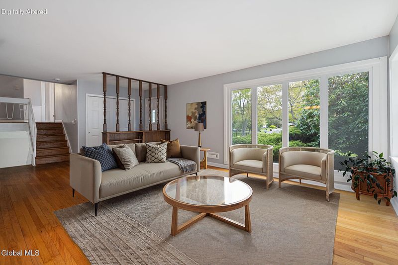 4th image of 23 Fernwood Drive