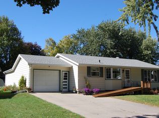 1717 Rust Rd, Worthington, MN 56187