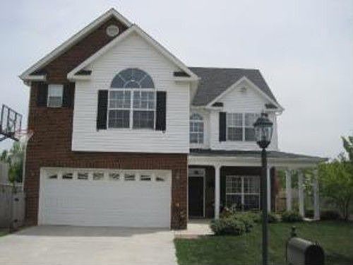 1st image of 2809 Eaglewood Ln