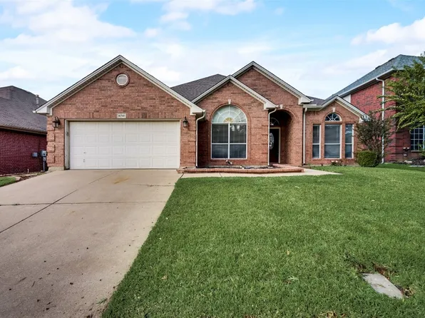 4741 Eagle Trace Dr, Fort Worth, TX 76244