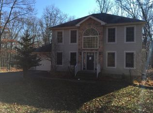 183 Pipher Rd, Bushkill, PA 18324