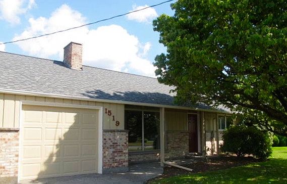 1st image of 1519 Pioneer St