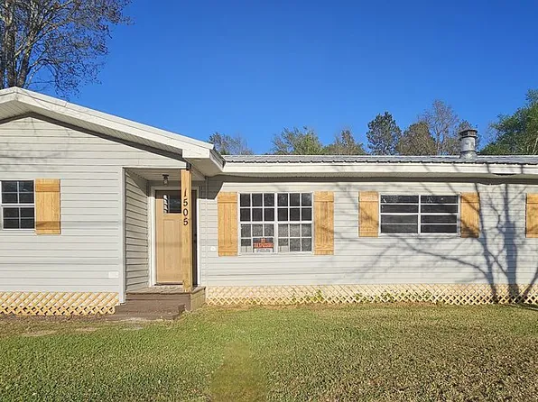 1505 Carterville Rd, Petal, MS 39465