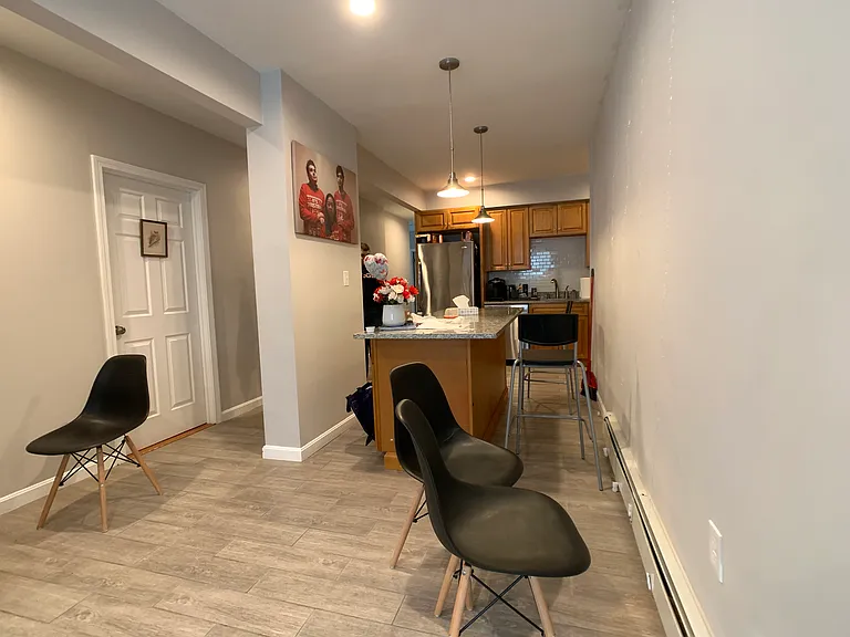 115 Glenville Ave #115 — Photo 3