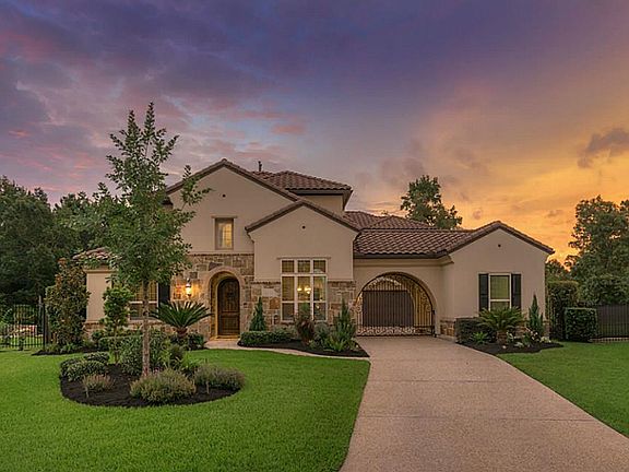 2nd image of 138 Monterrey Pines Dr