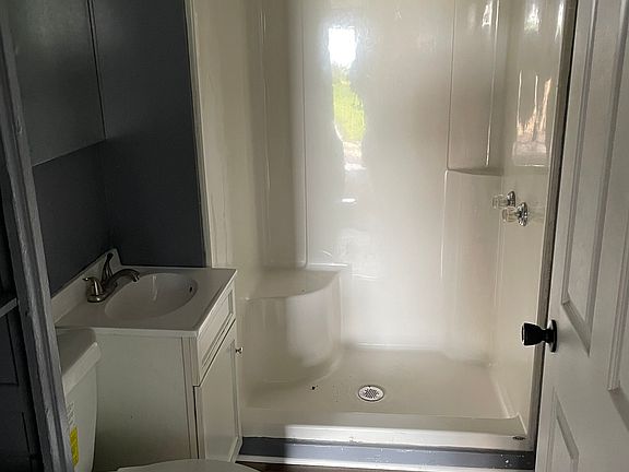5th image of 1523 S Forest Dr #1603