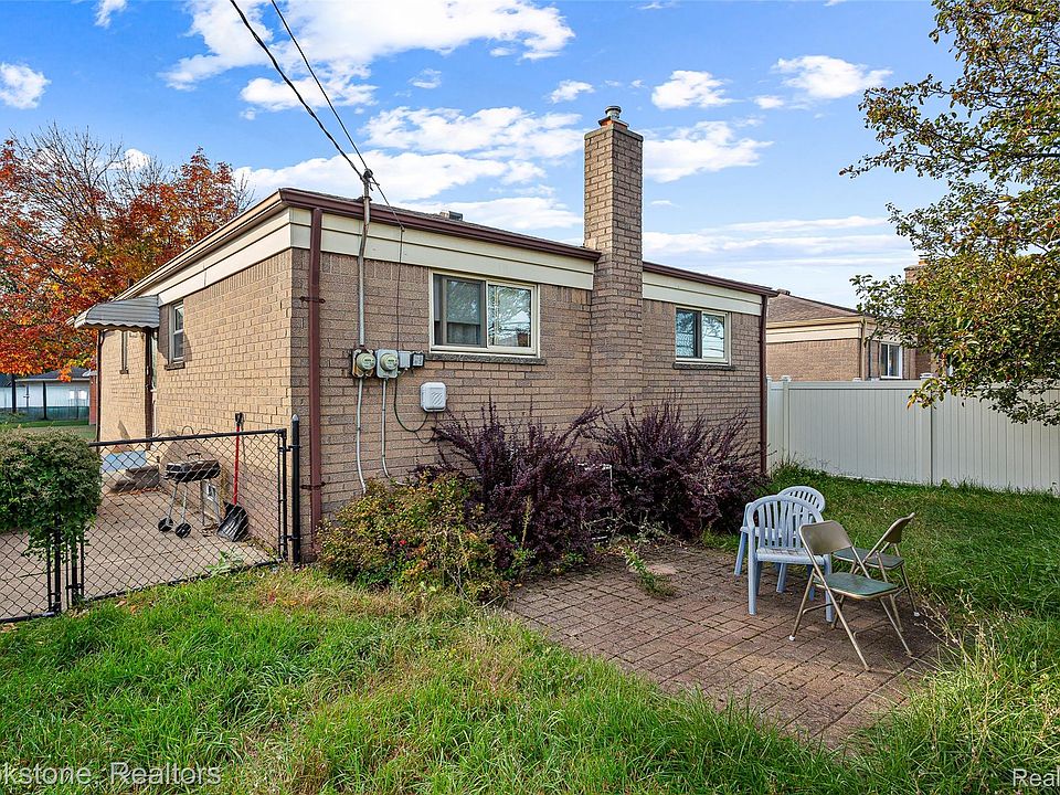 23860 Winifred Ave, photo 27