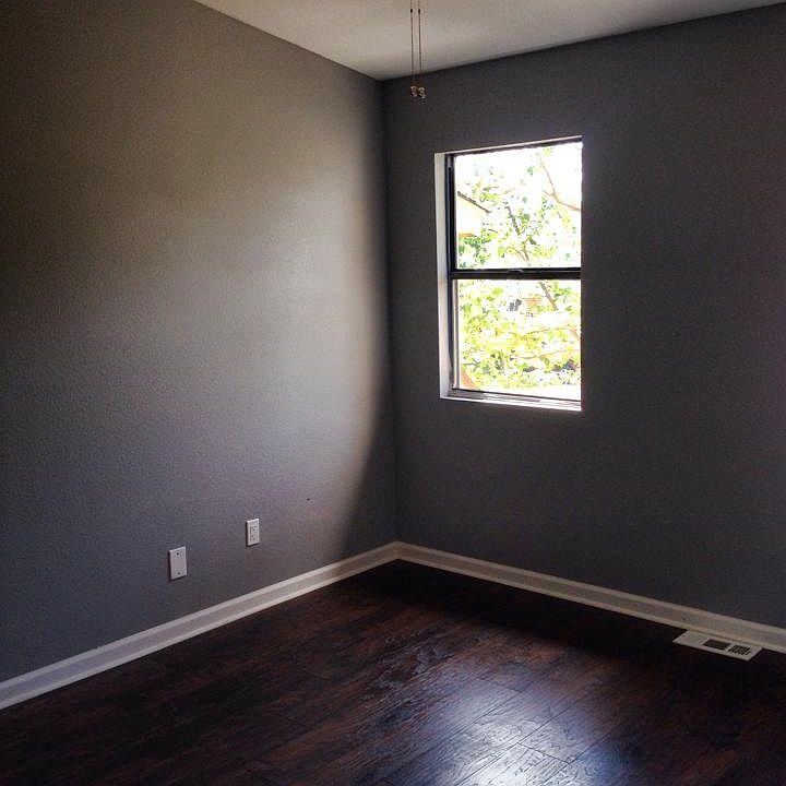 2nd image of 103 Holly Dr #Tree