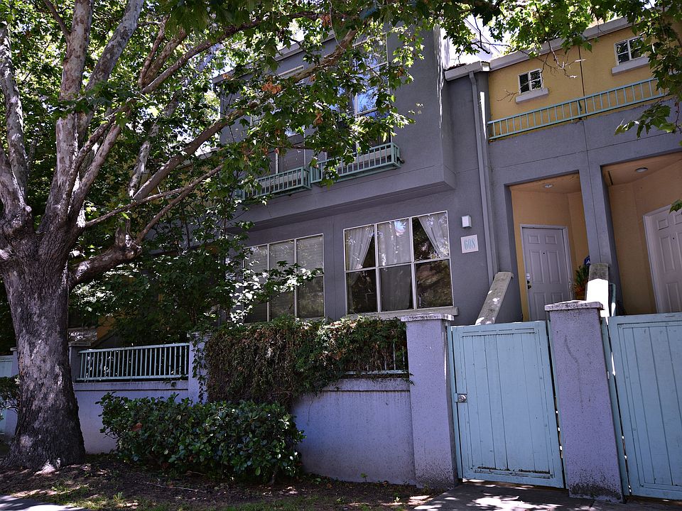 1st image of 608 Atherton Pl