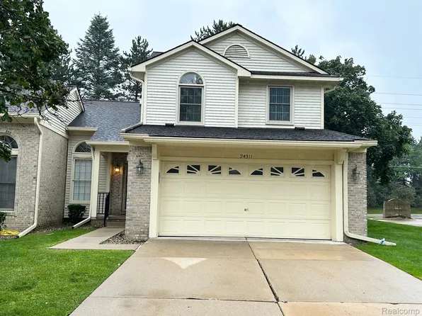 24311 Weathervane Ct, Novi, MI 48374