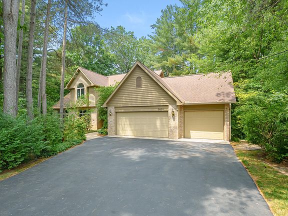 3rd image of 5434 Saddle Club Dr