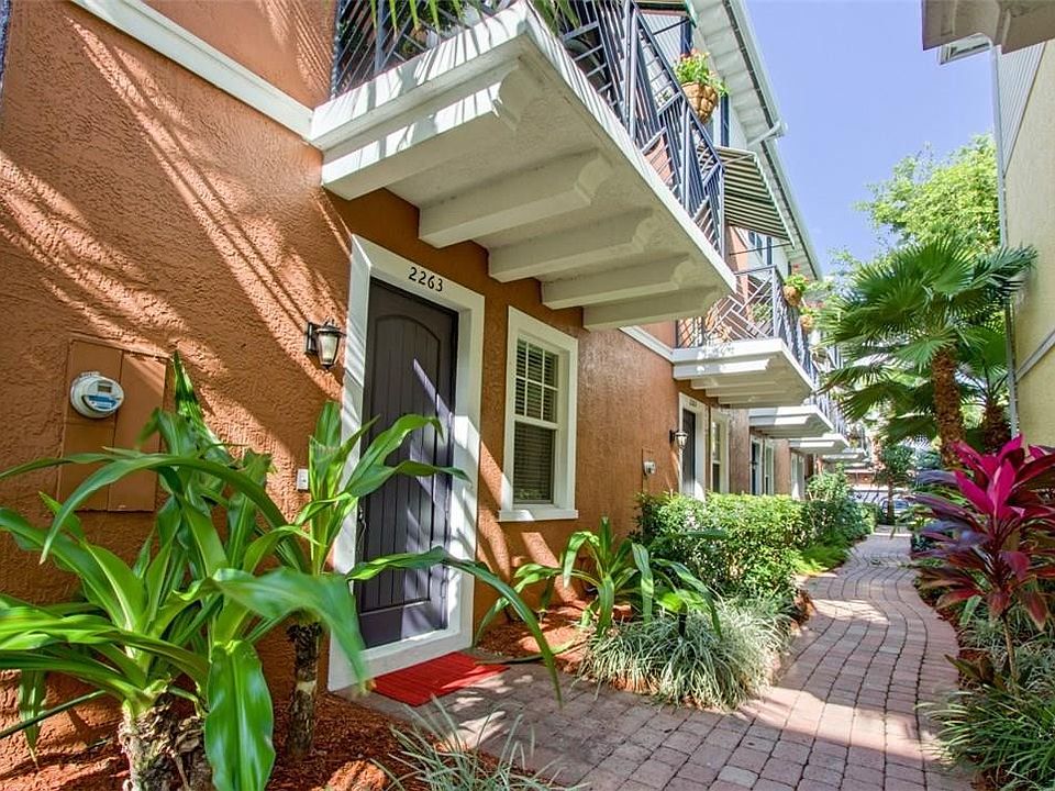 1st image of 2263 NE 9th Avenue #2263