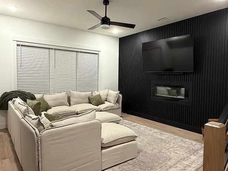 418 Blue Ridge Ct — Photo 2