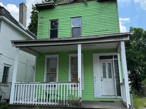 661 Stuyvesant Ave, Trenton, NJ 08618