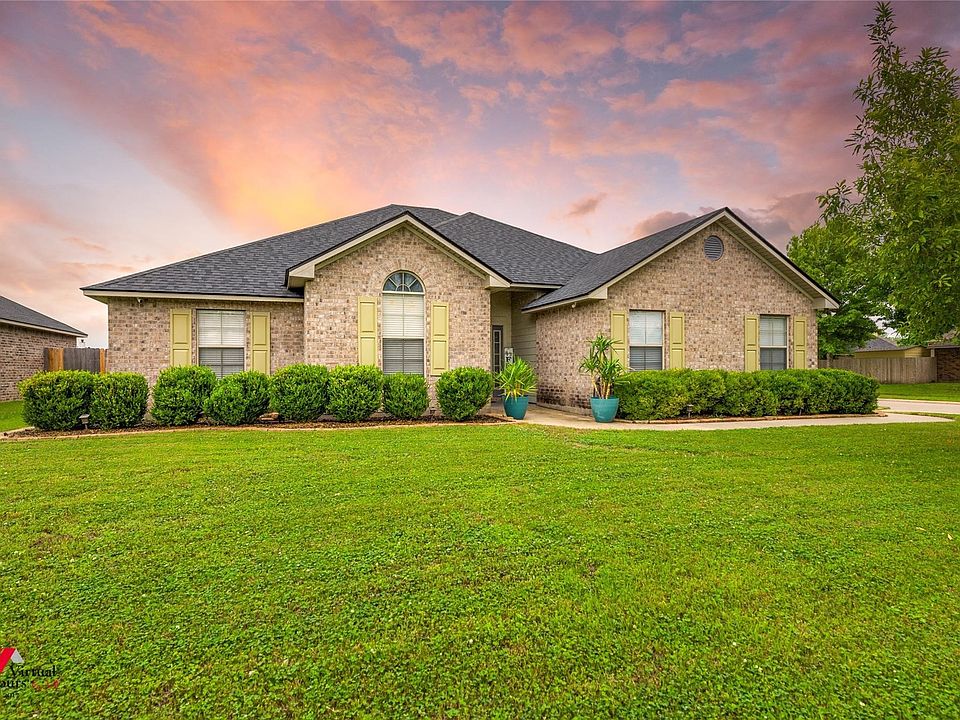 1st image of 2302 Tallgrass Cir