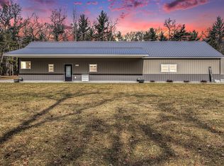 1356 W Michillinda Rd, Muskegon, MI 49445