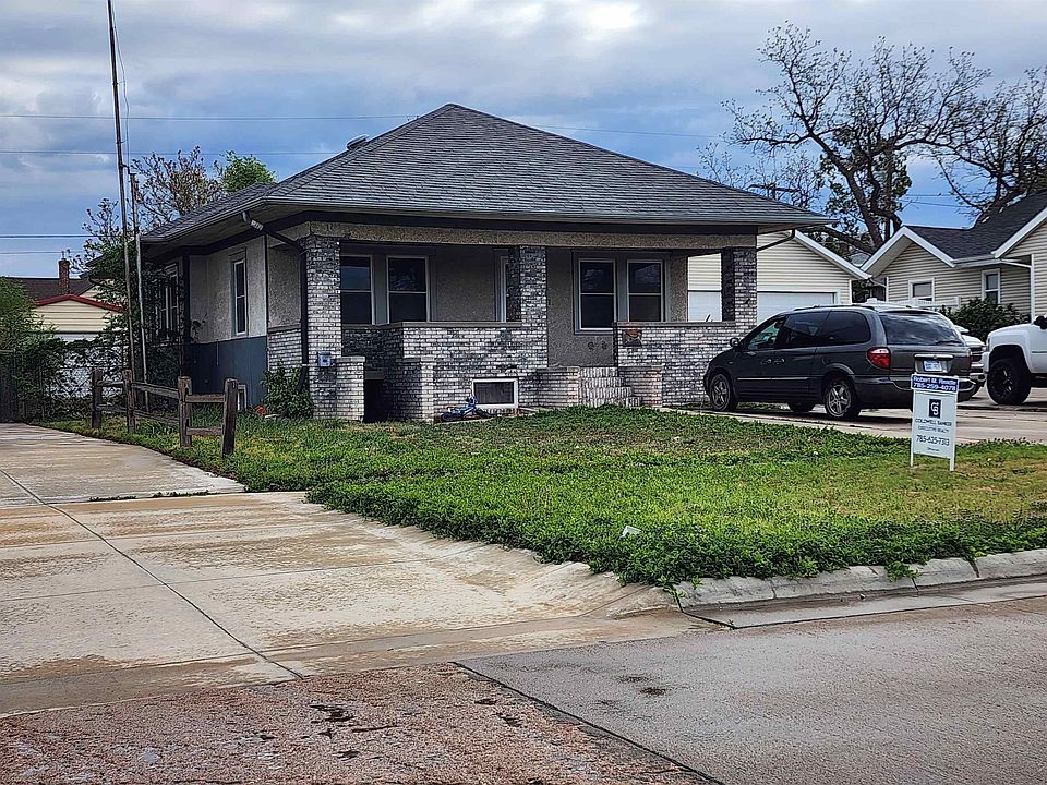 1st image of 509 W 15th St