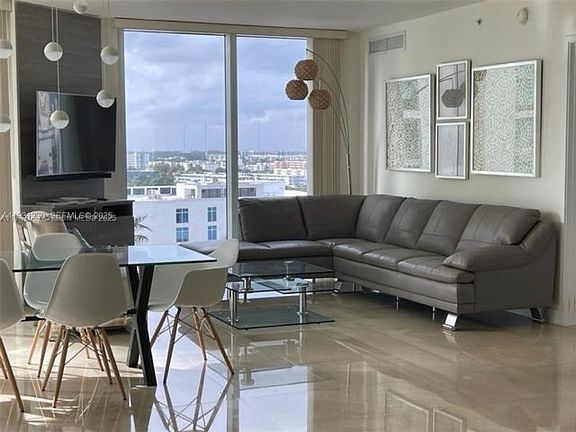 2nd image of 250 Sunny Isles Blvd #31003