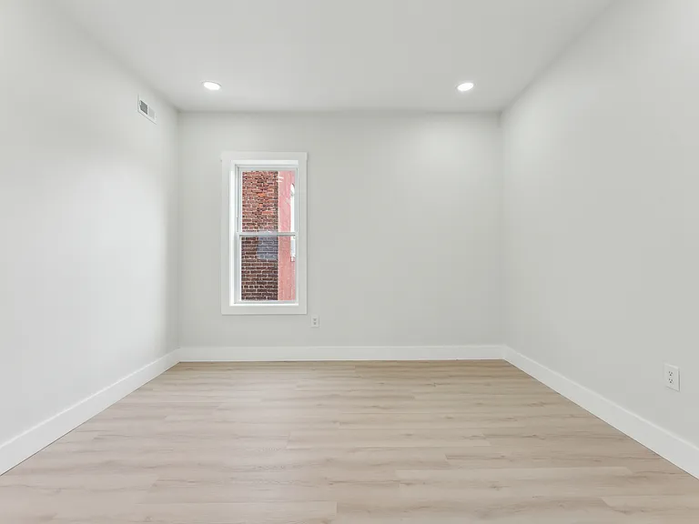 47 Brackett St #3 — Photo 24