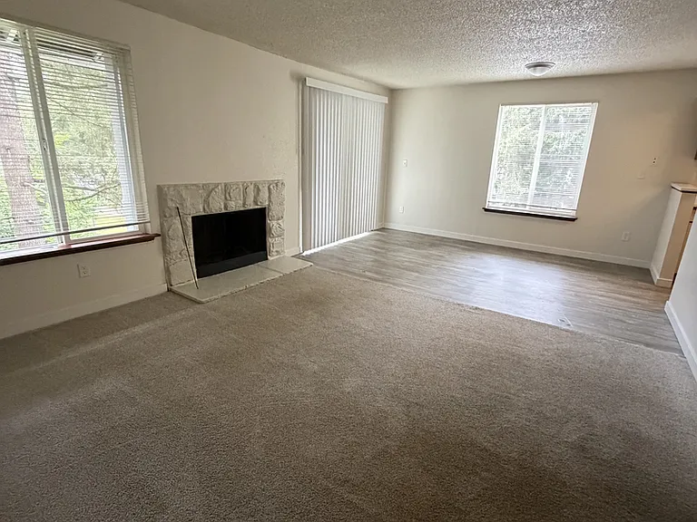 34010 1st Cir S — Photo 2