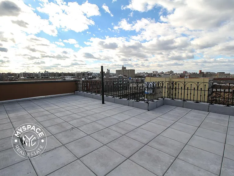 31 Brooklyn Ave #6C — Photo 7