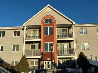 728 Beverage Hill Ave APT 17, Pawtucket, RI 02861