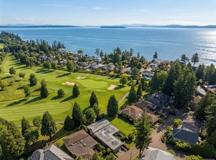 912 Walking Stick Ln, Saanich, BC V8Y3H6