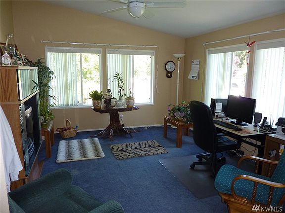 4th image of 2161 Dickerson Dr NW