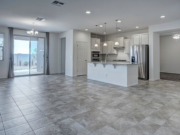 3rd image of 40782 W Patricia Ln