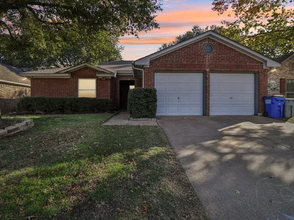 1103 Trenton Ln, Euless, TX 76040