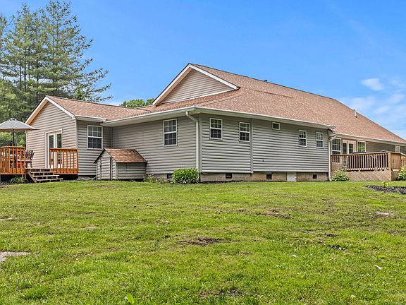 4th image of 2595 Walkertown Rd